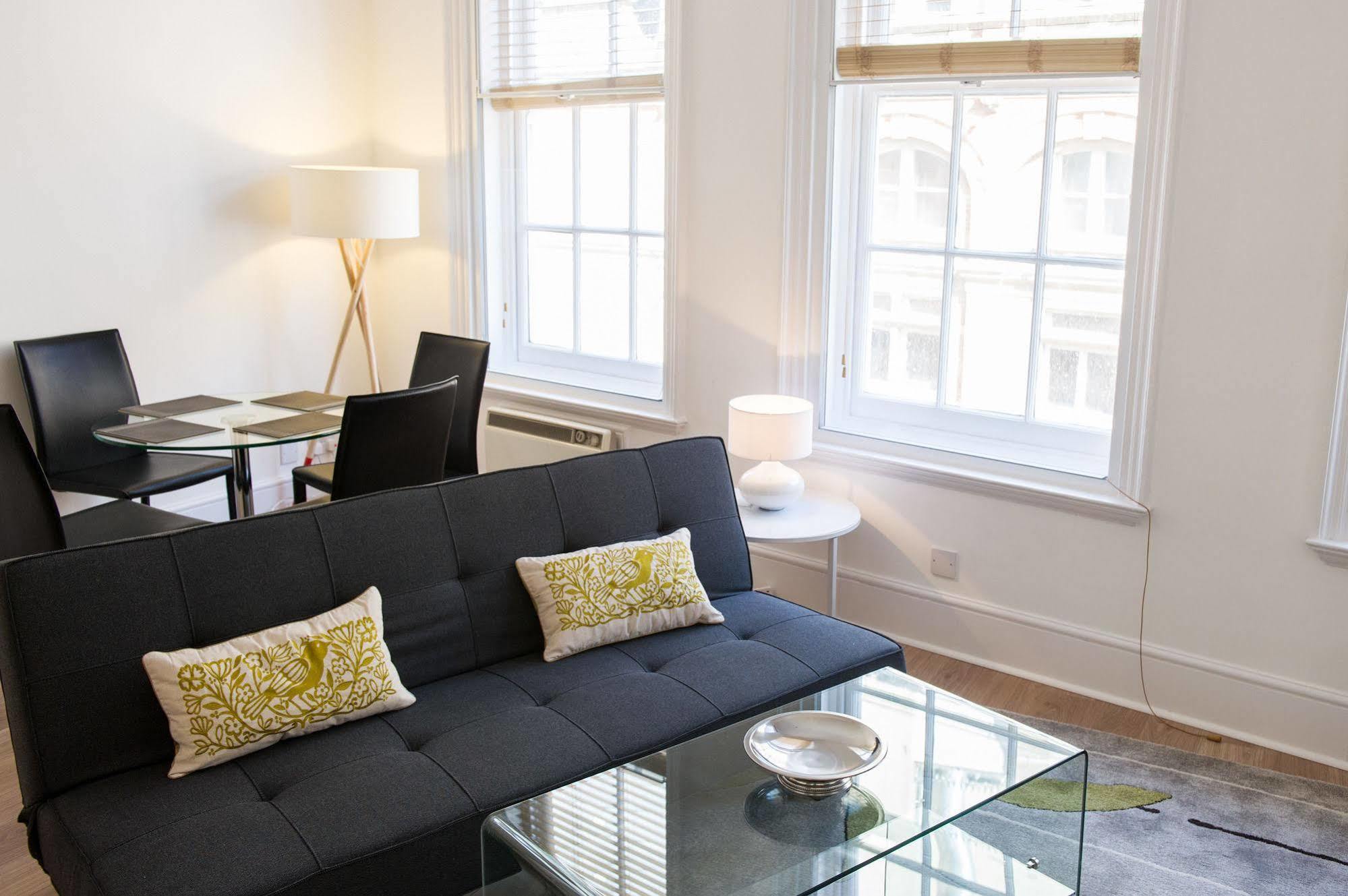 West End One Apartments Londra Exterior foto